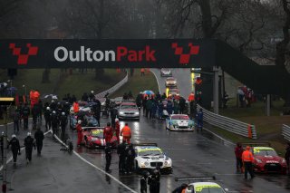 Rain causes the meeting to be stopped for safety reasons | Jakob Ebrey