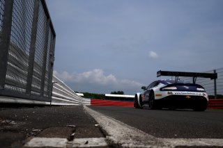 Andrew Howard / Ross Gunn Beechdean AMR Aston Martin Vantage GT3  | Jakob 