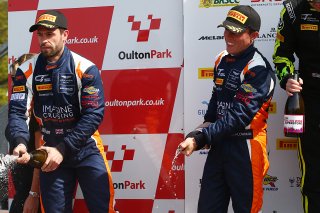 Mark Farmer / Jon Barnes TF Sport Aston Martin Vantage GT3   | Jakob Ebrey 