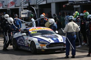 Ross Gunn / Jack Bartholomew Beechdean AMR Aston Martin Vantage GT4  | Jakob Ebrey