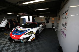 Marcus Hoggarth / Jesse Anttila - In2Racing - McLaren 570S GT4  | Jakob Ebrey Photography