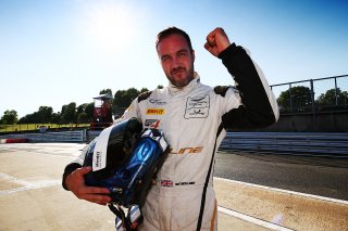 Matt Nicoll-Jones - Academy Motorsport - Aston Martin Vantage GT4 | Jakob Ebrey Photography