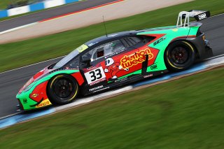 Jon Minshaw / Phil Keen Barwell Motorsport Lamborghini Hurracan GT3   | Jakob Ebrey Photography