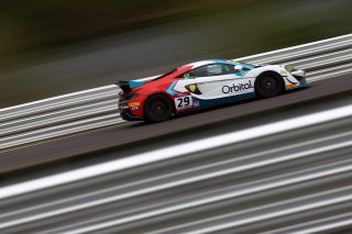 Marcus Hoggarth / James Birch - In2Racing - McLaren 570S GT4  | Jakob Ebrey Photography
