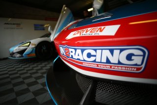 In2Racing | Jakob Ebrey Photography