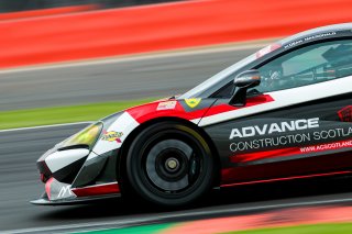 Akhil Rabindra / Dean Macdonald - Black Bull Garage 59 - McLaren 570S GT4 | Jakob Ebrey Photography