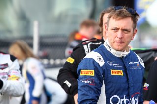 Marcus Hoggarth - In2Racing - McLaren 570S GT4 | Jakob Ebrey Photography