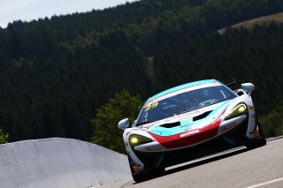 Marcus Hoggarth / Jesse Anttila - In2Racing - McLaren 570S GT4  | Jakob Ebrey Photography