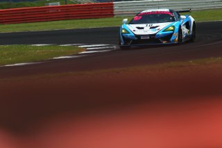 Finlay Hutchison / Daniel McKay Equipe Verschuur McLaren 570S GT4  | Jakob Ebrey Photography