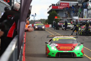Jon Minshaw / Phil Keen Barwell Motorsport Lamborghini Huracan GT3  | Jakob Ebrey Photography