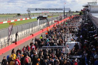 Crowds at Donington Park | Jakob Ebrey Photography