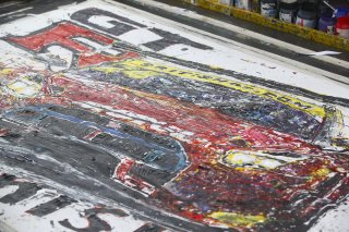 An artist paints British GT cars | Jakob Ebrey Photography