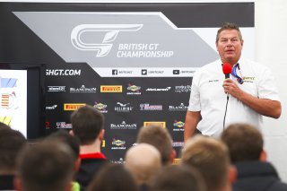 Drivers Briefing | Jakob Ebrey Photography