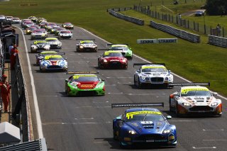 Race 1 Start | Jakob Ebrey Photography