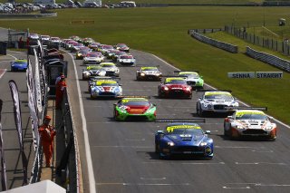 Race 1 Start | Jakob Ebrey Photography