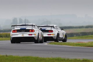 Alistair MacKinnon / Ben Devlin Multimatic Motorsports Europe Ford Mustang GT4 and Scott Maxwell / Seb Priaulx Multimatic Motorsports Ford Mustang GT4  | JEP