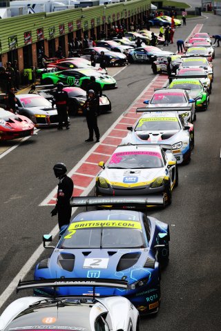 British GT pits | JEP