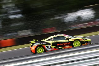 Graham Johnson / Michael O'Brien Balfe Motorsport McLaren 570S GT4  | JEP