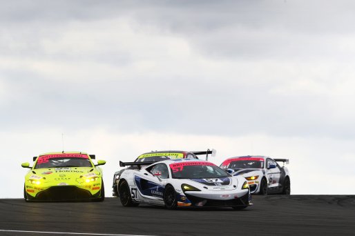 Callum Pointon / Dean Macdonald HHC Motorsport McLaren 570S GT4 #57 | JEP
