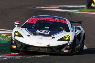 Ruben Del Sarte / Jordan Albert HHC Motorsport McLaren 570S GT4  | JEP