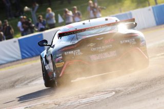Mike Robinson / Patrik Matthiessen Optimum Motorsport Aston Martin V8 Vantage GT4  | JEP