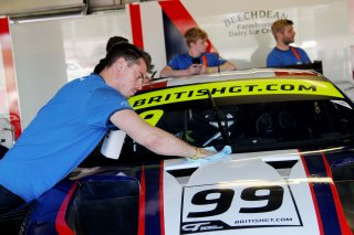 Andrew Howard / Ross Gunn Beechdean AMR Aston Martin V8 Vantage GT3  | JEP