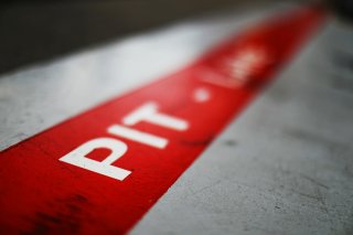 Spa Francorchamps pit lane | JEP