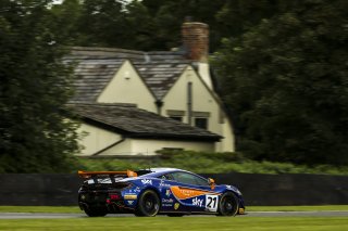 #21 Mia Flewitt / Euan Hankey - Balfe Motorsport McLaren 570S GT4  | JEP