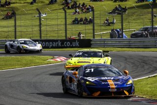 #21 Mia Flewitt / Euan Hankey - Balfe Motorsport McLaren 570S GT4  | JEP
