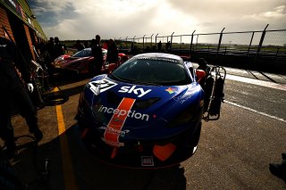 Mia Flewitt / Euan Hankey - Balfe Motorsport McLaren 570S GT4  | JEP