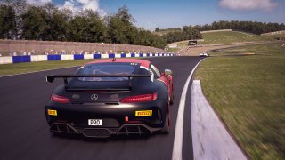 R5 Donington 97 Ben Hitz Mercedes-AMG GT4 Haupt Racing Team eSports | Xynamic Automotive Photography