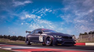 R5 Donington 62 Nils Naujoks BMW M4 GT4 BMW Motorsport SIM G2 Esports | Xynamic Automotive Photography