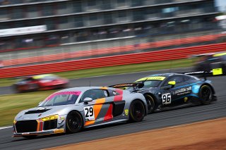Marcus Hoggarth / Matty Graham -  In2 McLaren 675 GT4 | Jakob Ebrey 