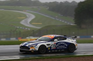 Ross Gunn / Jack Bartholomew Beechdean AMR Aston Martin Vantage GT4    | Jakob Ebrey 