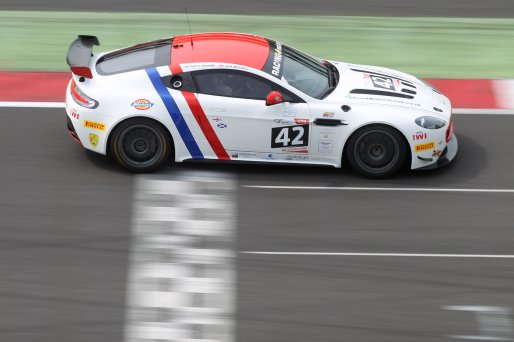 Matthew Graham / Jack Mitchell Generation AMR MacMillan Racing Aston Martin Vantage GT4  | Jakob