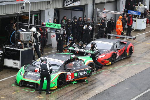 Liam Griffin / Alex Sims Barwell Motorsport Lamborghini Hurracan GT3   | Jakob Ebrey 