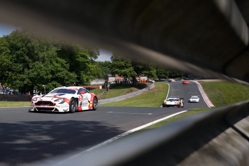 Phil Dryburgh / Ross Wylie Motorbase Aston Martin GT3  | Jakob Ebrey