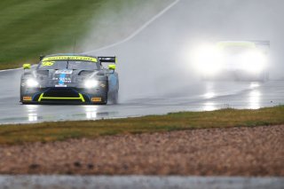 Oliver Wilkinson / Bradley Ellis Optimum Motorsport Aston Martin V8 Vantage GT3  | JEP