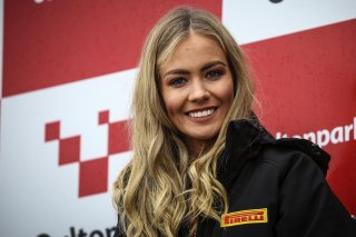 Pirelli Girls | Jakob Ebrey