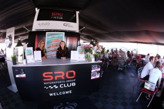 SRO Race Centre | Jakob Ebrey 