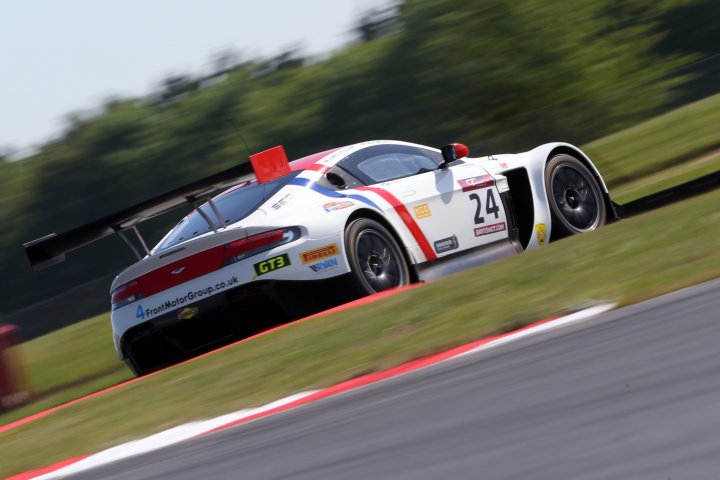 Mitchell and Keen share Snetterton GT3 poles as Reed and Osborne top GT4 qualifying