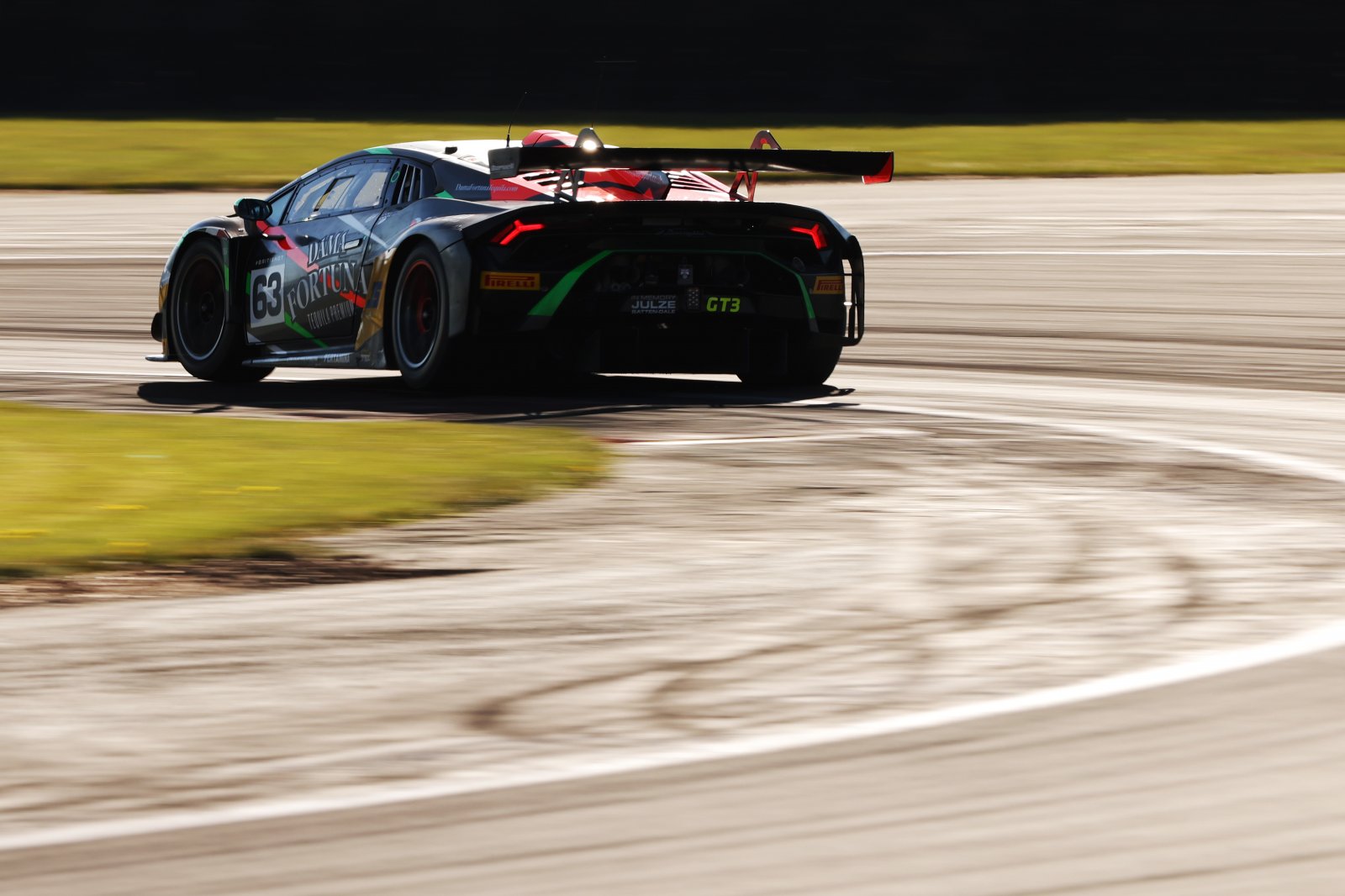 Cook and Collard lead the way in opening Silverstone 500 practice