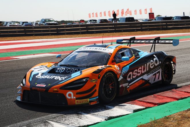 Optimum&rsquo;s McLaren tops opening Snetterton practice