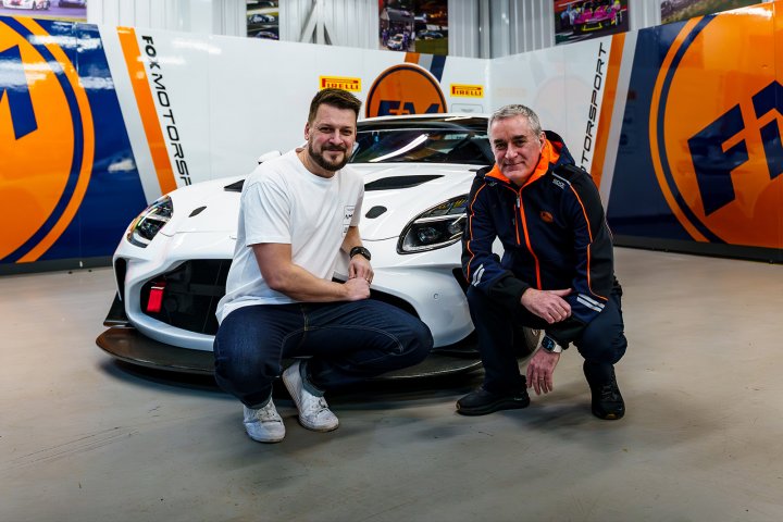 Townsend Racing powered by Fox Motorsport joins GT4 ranks with AMR
