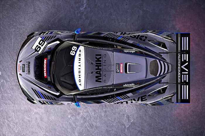 Rowledge joins Lake in &lsquo;McHiki&rsquo; 720S GT3 Evo