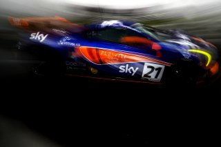 #21 Mia Flewitt / Euan Hankey - Balfe Motorsport McLaren 570S GT4
 | Jakob Ebrey