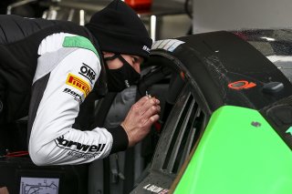 #72 Adam Balon / Phil Keen - Barwell Motorsport Lamborghini Huracan GT3 Evo
 | Jakob Ebrey