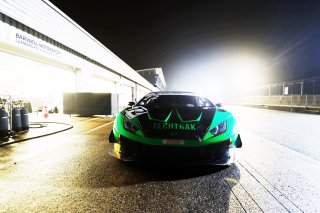 #72 Adam Balon / Phil Keen - Barwell Motorsport Lamborghini Huracan GT3 Evo
 | Jakob Ebrey
