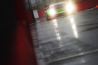 #72 Adam Balon / Phil Keen - Barwell Motorsport Lamborghini Huracan GT3 Evo
 | Jakob Ebrey