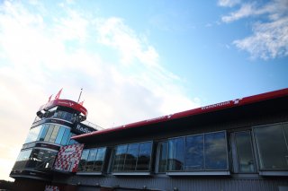 Brands Hatch
 | www.jakobebrey.com